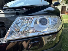 Xenony Skoda Octavia 2 - 14