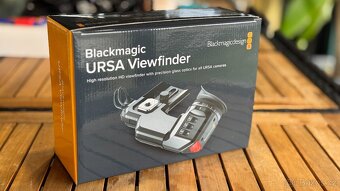 BLACKMAGIC DESIGN URSA BROADCAST G2 - 14