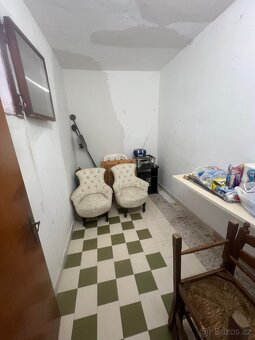 Vila 91m2, 3000m2 pozemek 12 minut od moře - 14