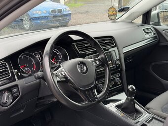 VW Golf VII 1.6TDi 81kw combi/variant NAVI / TAŽNÉ / 1.MAJIT - 14