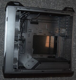 Fractal Design Torrent Black TG, super airflow,USB-C vpředu - 14