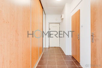 Světlý byt 2+1 přímo u metra Petřiny – skvělá adresa na Praz - 14