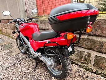 Honda NTV 650 RC33 + kufry GIVI - TOP STAV - 14
