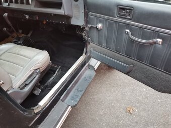 Jeep Wrangler 4.2L 86kw LPG Model YM-CV8 - 14