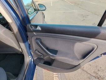 Prodám Volkswagen Golf 5 po servise, STK, v pěkném stavu - 14