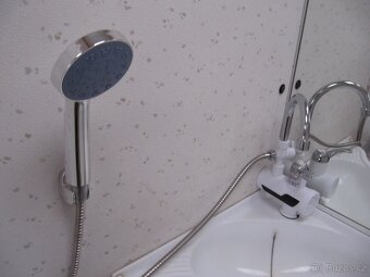 Prodám karavan Knaus Sudwind 450 uf,r.v.1993 + předstan. - 14