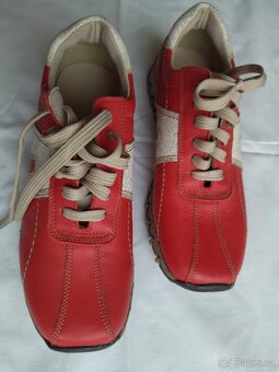 Polobotky botasky, červená kůže, vel. 37 - 14