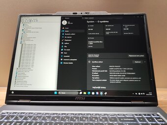 16" 144HZ_MSI VENTURE 16 AI_ULTRA 7 255H_32GB_INTEL ARC 140 - 14