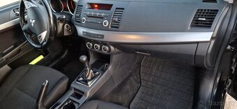 Mitsubishi Lancer 2.0 - 14