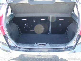 Ford Fiesta 1.6 TDCi,TITANIUM,DOBRÝ STAV - 14