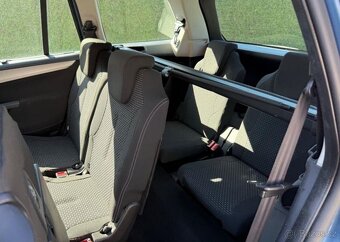 Citroën C4 Picasso 1,6i klima , 7 Míst benzín - 14