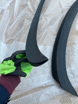 spojlery bmw 7 F01 F02 - 14