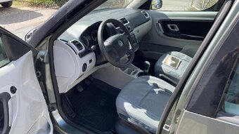 Škoda Roomster, 1,4 16V 63kW, RV 11/2006 - 14
