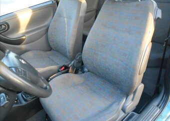 Opel Corsa 1,0 12V Club benzín - 14