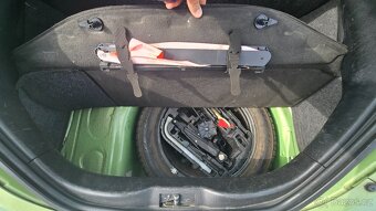 Brouk VW NEW Beatle, Pampeliška XENONY  Velmi hezký stav - 14