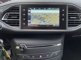Peugeot 308 2.0 HDI 110 kW navi. serviska - 14