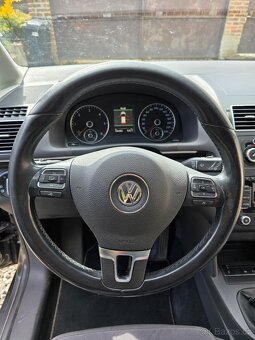 VW Touran 2,0 TDi 103 Kw - 14