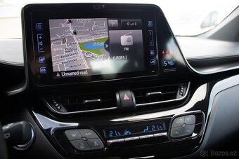 Toyota C-HR 1.8 Hybrid Executive E-CVT FWD - 14