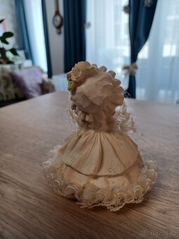 Sklo a porcelán - 14