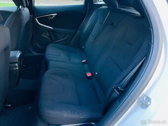 Volvo V40 2.0 D3 5VÁLEC AUTOMAT VÝHŘEV SERVISKA - 14