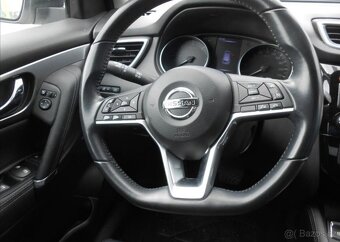 Nissan Qashqai 1,6 dCi 130 Xtronic Tekna CZ nafta - 14
