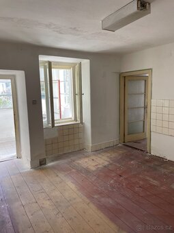 Rodinný dům na prodej Únětice, 270 m2, pozemek 401 m2 - 14