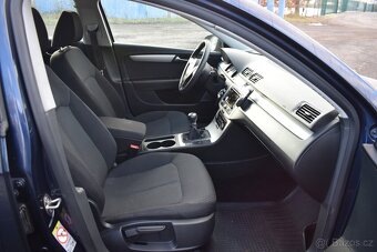 Volkswagen Passat 2,0 TDi PO SERVISU,BEZ KOROZE - 14