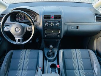 Volkswagen Touran 1.2TSI 77KW 7MÍST MANUÁL VÝHŘEV SERVISKA - 14
