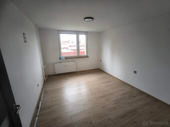 Byt Paskov 2+kk, 42m2,lodžie, nově zrekonstruovaný - 14