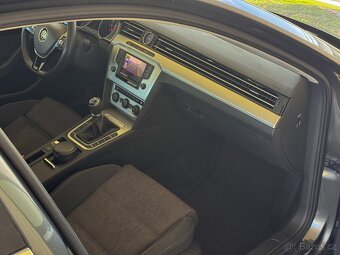 VOLKSWAGEN PASSAT 1.MAJ FULL LED PANO KAMERA SERVIS - 14