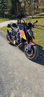 KTM 1290 Super Duke R - 14