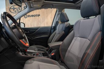 Subaru Forester 2.0i MHEV Sport Edition Lineartronic - 14