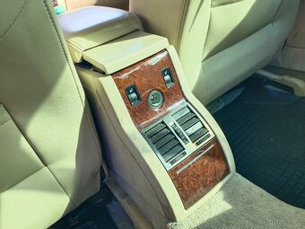 Škoda Superb 2.8 V6 manuál, kůže - 14