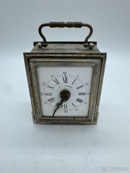 Sběratel nabízí staré budíky - 14