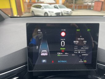 Prodám MG4 Electric r,v,12/2022 125 KW baterie 54 KWh DPH - 14