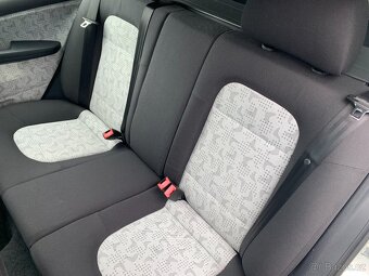 Škoda Fabia combi 1.2 12V Ambiente r.v.2004 - 14