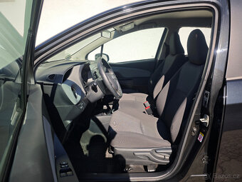 Toyota Yaris 1.0 VVTi Active Kamera Výhřev - 14