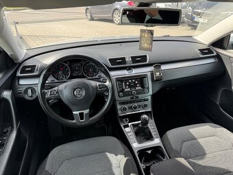 Volkswagen Passat 1,4 TSI 90kW ALU NAV 1.MAJITEL COMBI - 14