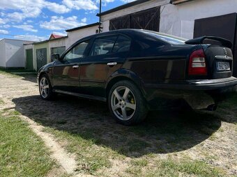 Škoda Octavia 1.8T 110kw - 14