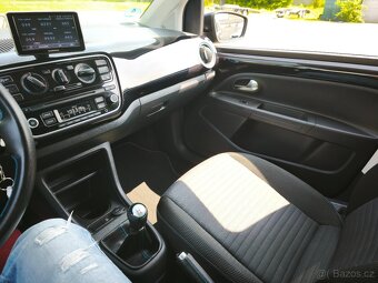 Volkswagen Up 1.0MPi 55kW CUP, Klima, Navi, ALU, Výhřevy - 14