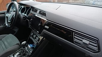 Volkswagen Touran 1.5 TSI Highline DSG - 14