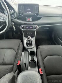 Hyundai i30, 2018, Top výbava - 14