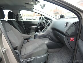 Peugeot 5008, 1,6 HDi Tažné NAVI 2011 - 14