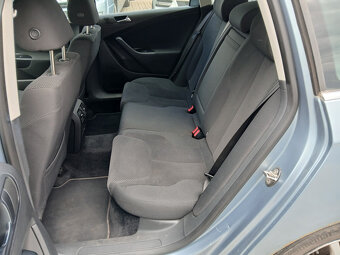 Volkswagen Passat 2,0 TDI 103 kW KOROZE - 14