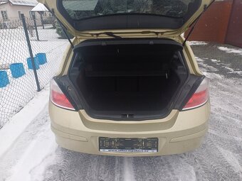 Benzínová Opel Astra 1.6 16V Twinport - 14