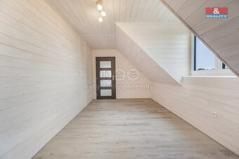 Prodej rodinného domu, 245 m², Ostružno - 14