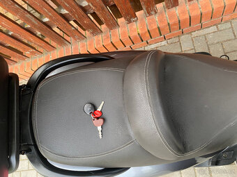 Piaggio X9 125 Evolution - 14