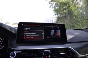 BMW rad 5 Touring 530d xDrive Mpaket LED+ 360 cam Webasto - 14
