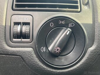 Volkswagen Golf 4 1.9 TDI (2002) - 14
