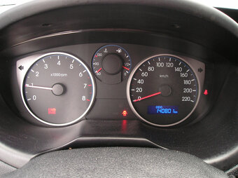 HYUNDAI I20 1.2-16V 57KW RV-2011 - 14